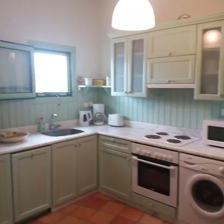 Absolute Apartment